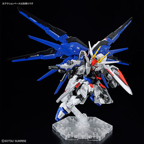 master grade sd freedom gundam