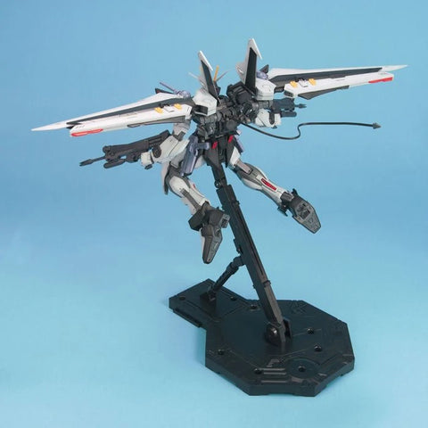 (1/100) MG Strike Noir Gundam