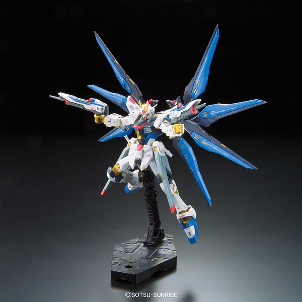 1 144 rg strike freedom gundam